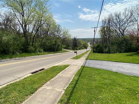 2nd image of 140 Albright Rd