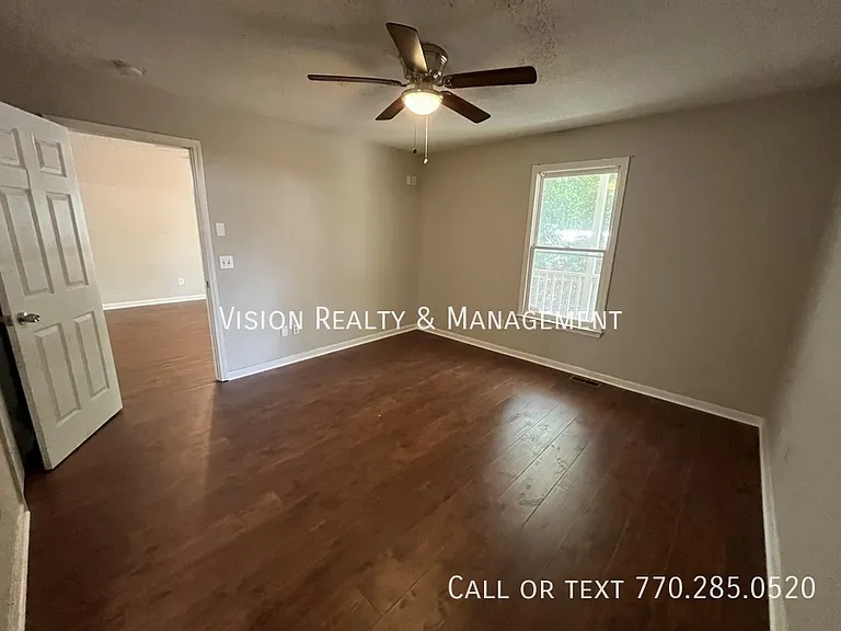 208 Wesley Chapel Rd — Photo 14