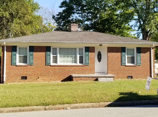 211 S Gurney St, Burlington, NC 27215