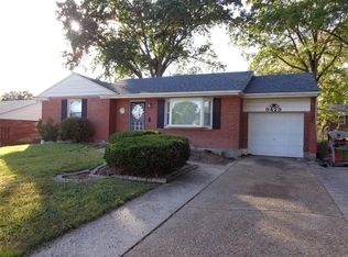 9429 Ardmore Dr, Saint Louis, MO 63137