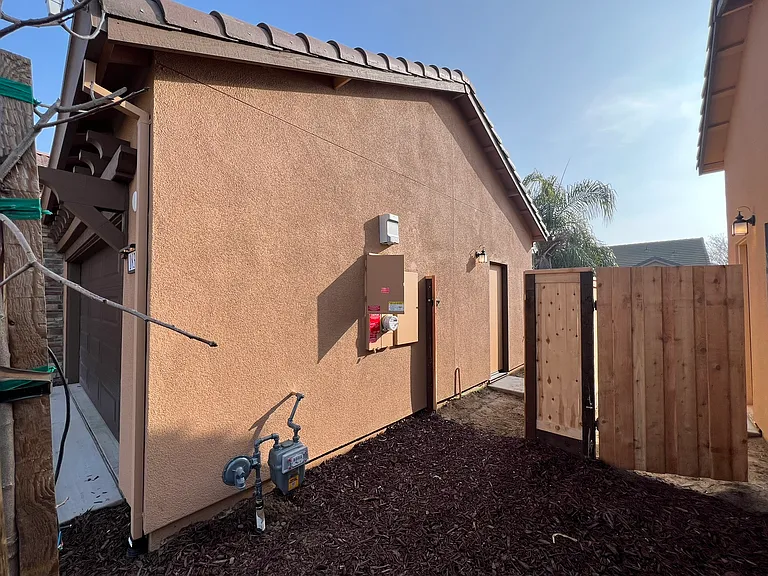 1989 Apiary Way — Photo 25