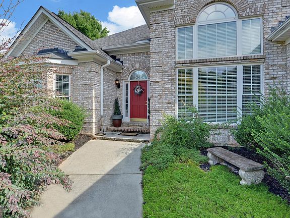 2nd image of 220 Azalea Dr