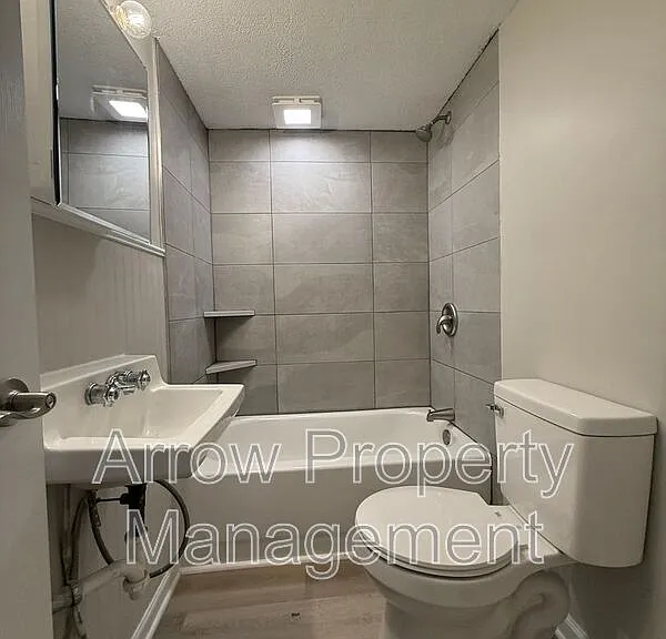 2701 P St #1 — Photo 5