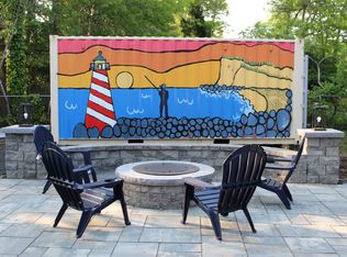 109 Old Town Rd, Hyannis, MA 02601