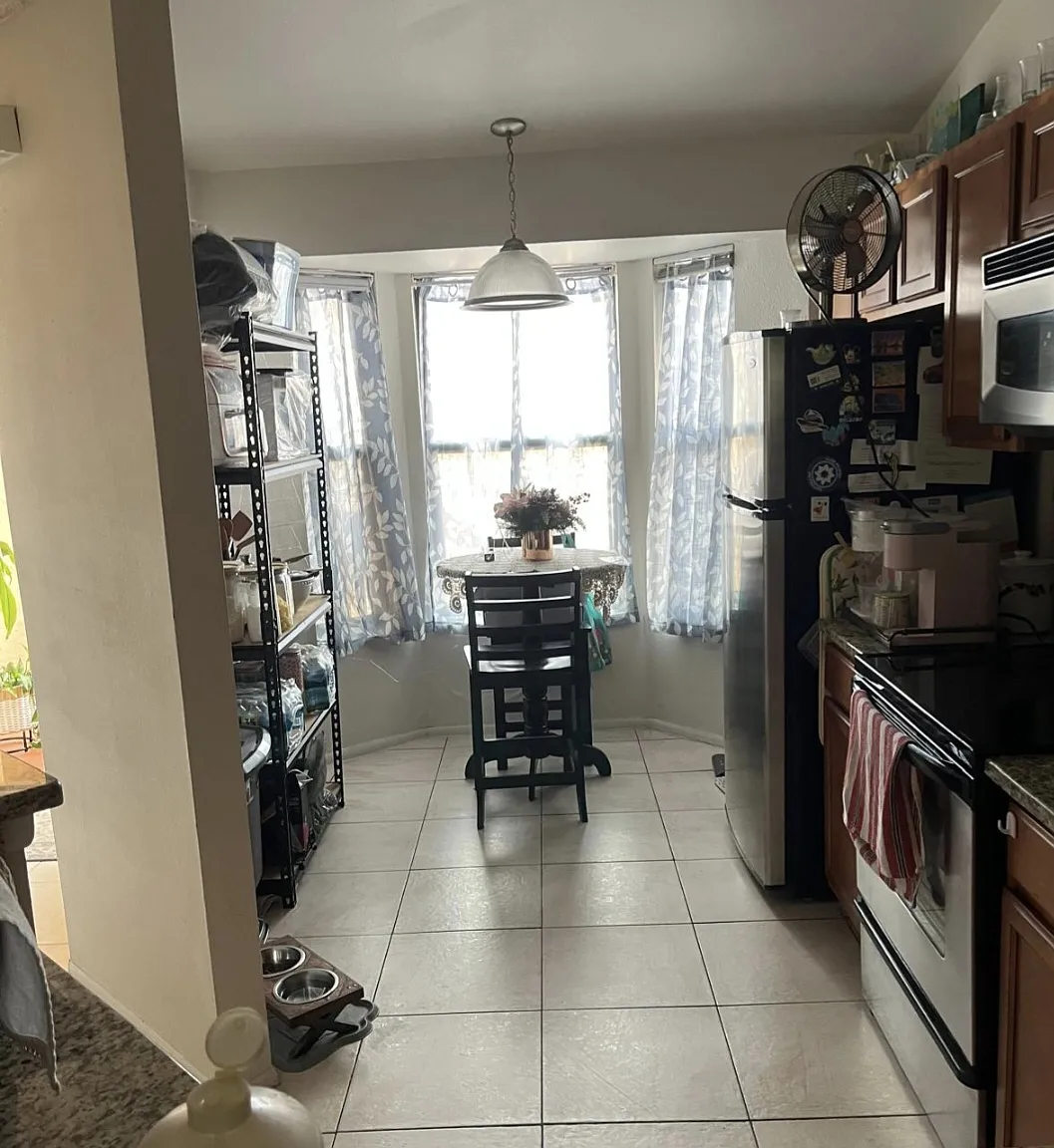 1 bed, 1000 sqft, $1,100 — Photo 4