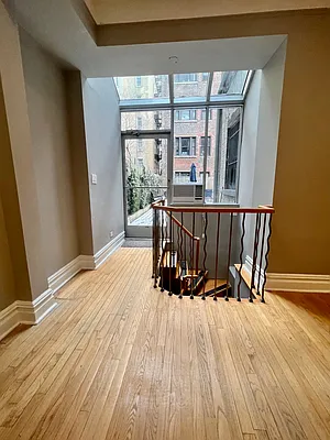 Rented by Oxford Property Group | media 44