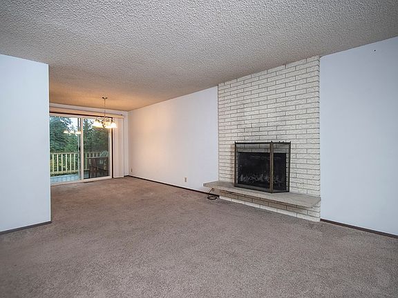 5th image of 17114 40th Ave W