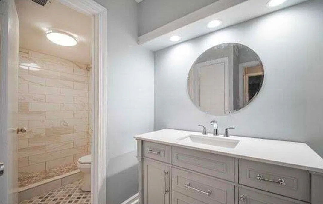 1 bed, 1.0 bath, 942 sqft, $1,250 — Photo 3