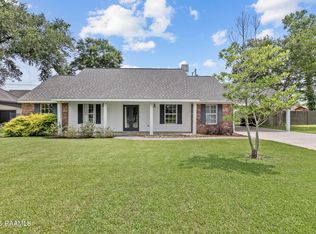 921 Bellevue Plantation Rd, Lafayette, LA 70503