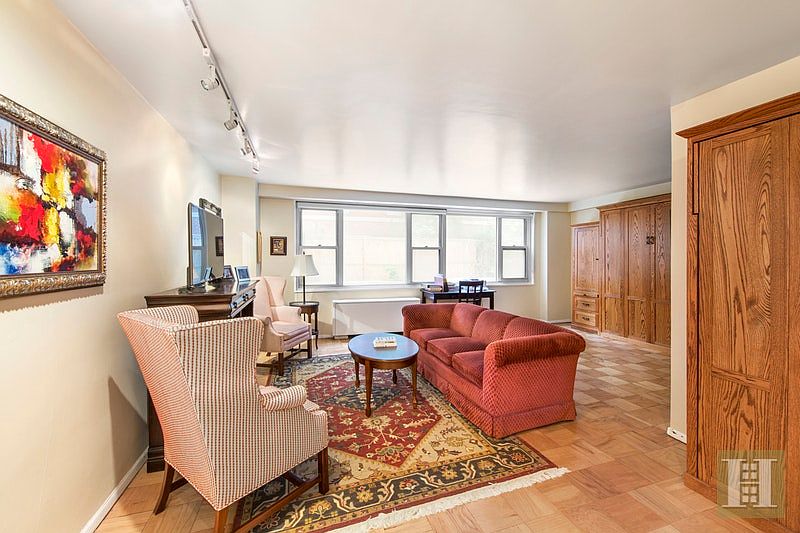 1st image of 165 W 66th St APT 2U