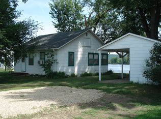 188 Abel Dr, Guttenberg, IA 52052
