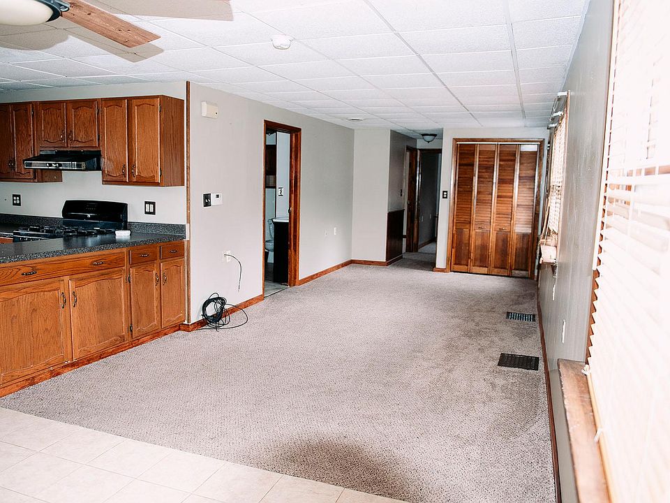 1st image of 308 E 1st Ave