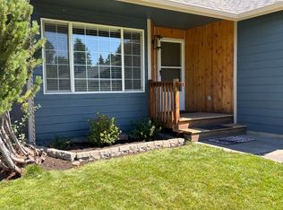 1886 NE Windy Tree Ct, Bend, OR 97701