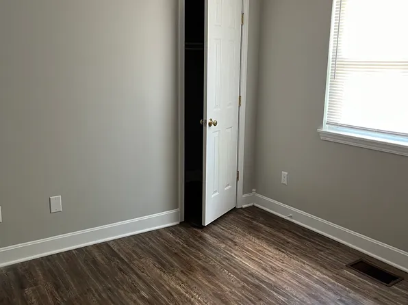 313 Lois Ln APT 1, Morehead, KY 40351