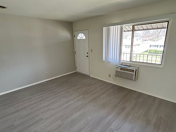 3rd image of 3319 S 99th Ct #3333