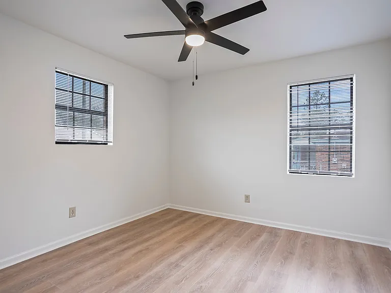 3709 Kingsgate Dr — Photo 9