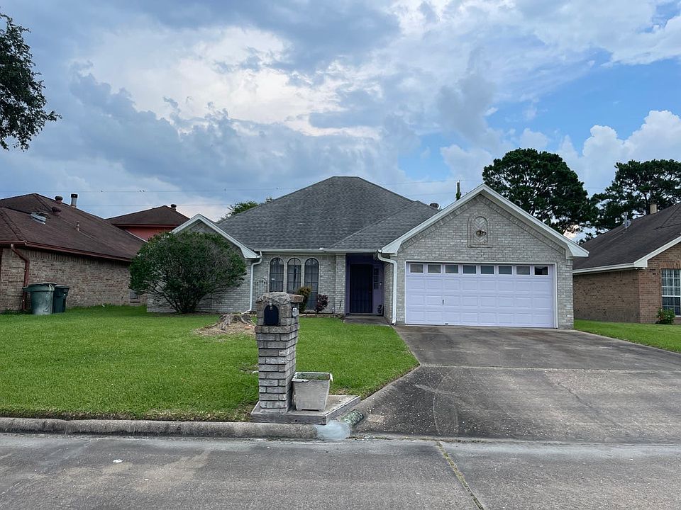 1st image of 9680 Meadowbrook Dr