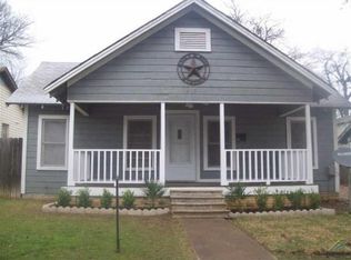 915 Mockingbird Ln, Tyler, TX 75701