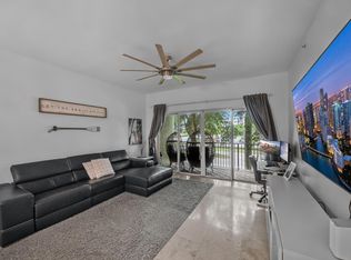 1610 Presidential Way APT B207, West Palm Beach, FL 33401