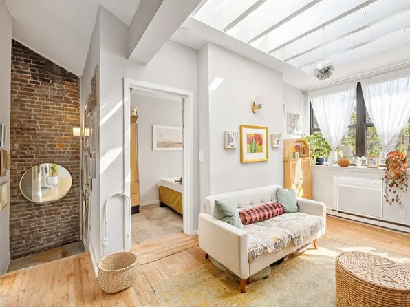 348 West 21st Street image 1 of 9