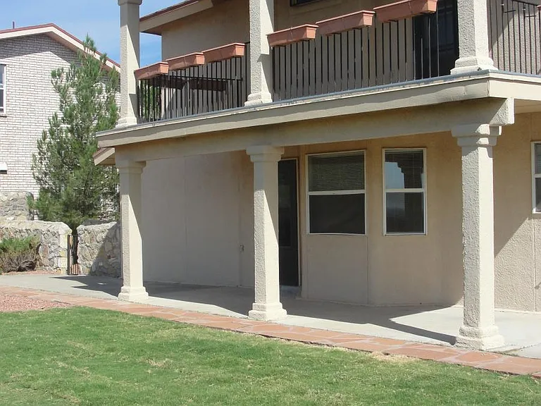 4352 Loma Del Norte Dr — Photo 12