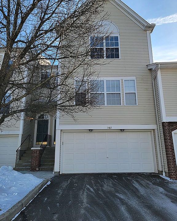 1102 Eaton Court