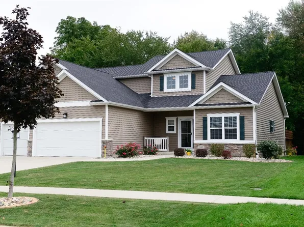 835 Shakespeare Dr, Valparaiso, IN 46383