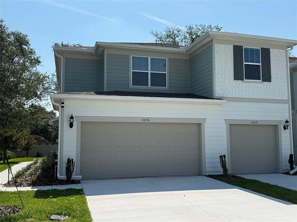 3 bed, 2.5 bath, 1748 sqft, $2,450 — Photo 1
