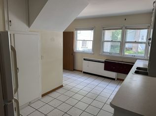 1118 S Barstow St, Eau Claire, WI 54701