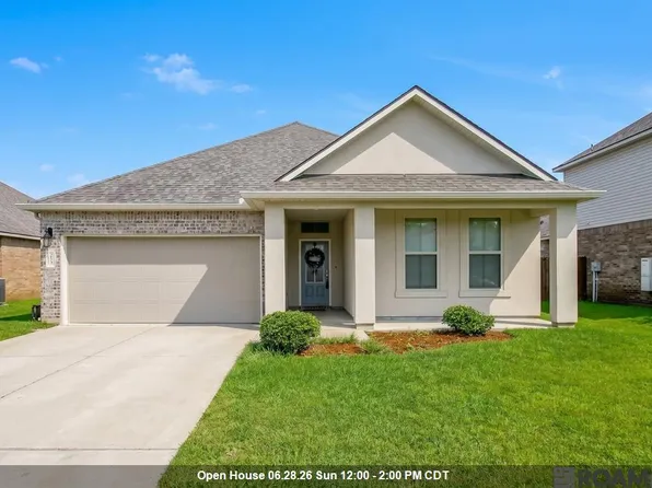 34273 Garnet Lake Dr, Walker, LA 70785