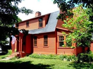 201 Prescott St, Reading, MA 01867