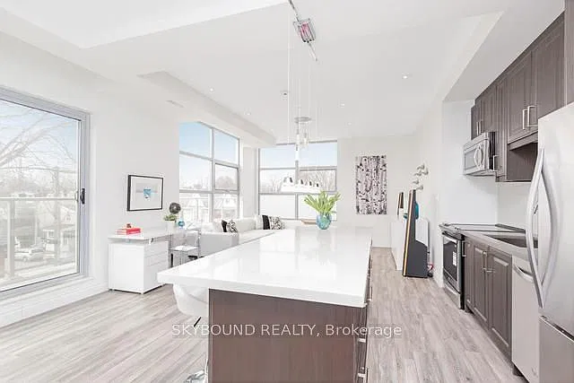 3 bed, $4,800 — Photo 2