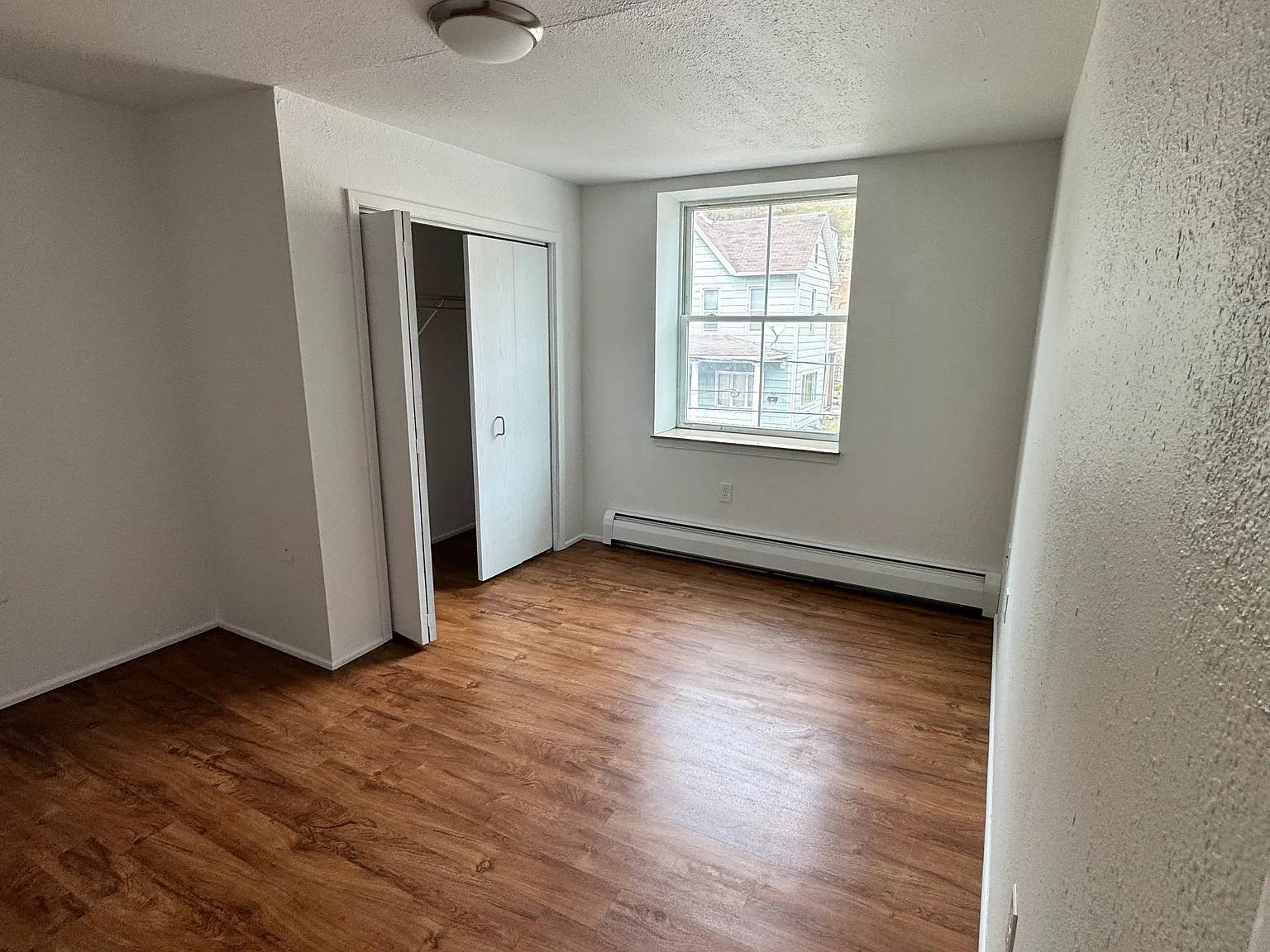 2 bed, 800 sqft, $935 — Photo 4