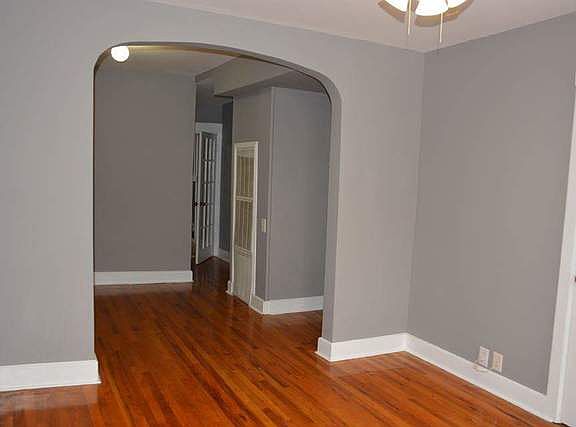 3rd image of 1936 N Leavitt St APT 1