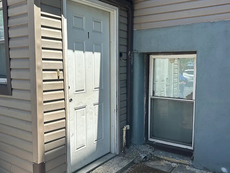 676 Bergen Ave #1 — Photo 1