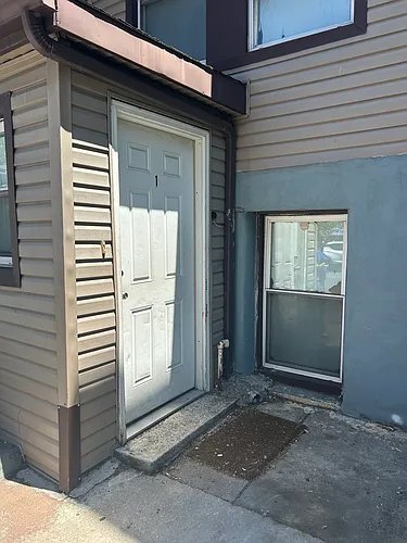 676 Bergen Ave #1 Photo 1
