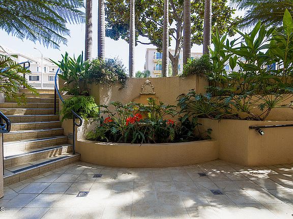 4th image of 1875 S Beverly Glen Blvd APT 407