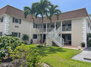 940 3rd St S APT 202, Naples, FL 34102
