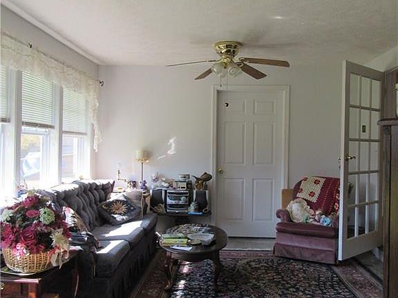 5th image of 3507 Macarthur Ln