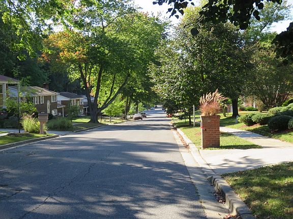 5th image of 9813 Dorval Ave