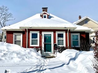 69 Ash St, Reading, MA 01867