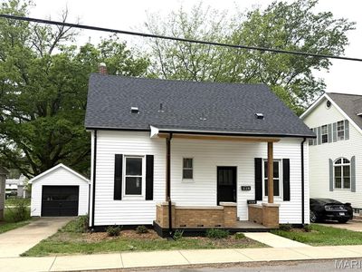 403 S Market St, Waterloo, IL, 62298