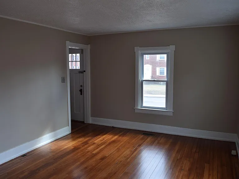 4737 Wilson Blvd — Photo 13
