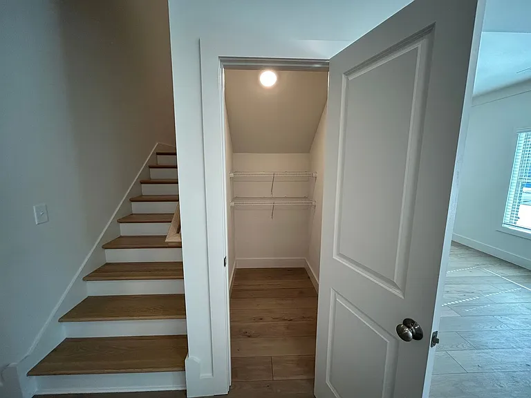 1233 Tigers Tail Trl — Photo 10