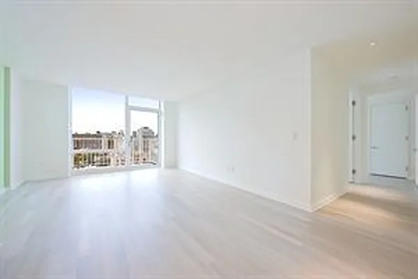 Rented by Douglas Elliman | media 24