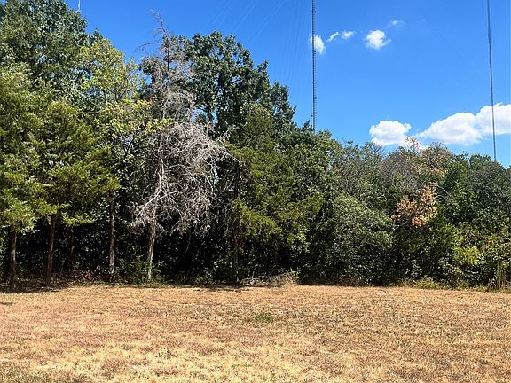3rd image of 243 City View Ct