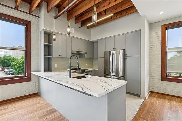 2 bed, 1.0 bath, 840 sqft, $2,800 — Photo 4