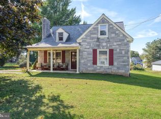 424 Lampeter Rd, Lancaster, PA 17602