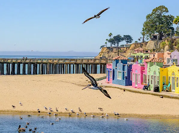 616 Oak Dr APT A, Capitola, CA 95010