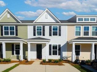 404 Green Fern Dr, Summerville, SC 29483